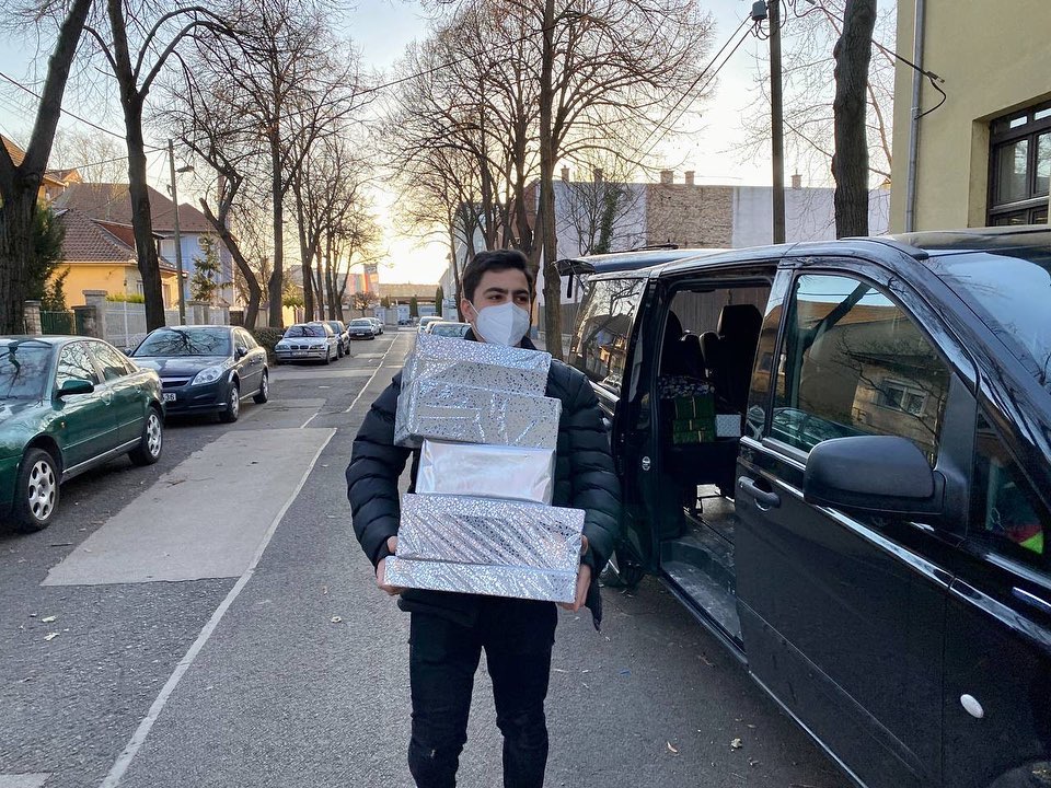 aic-charity-service-001