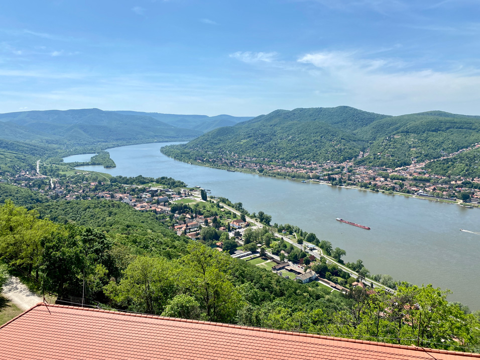 aic-students-tour-visegrad-budapest-hungary001