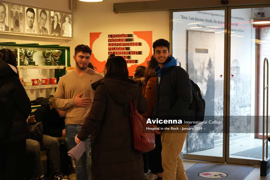 avicenna-student-visit-to-rock-hospital-20242